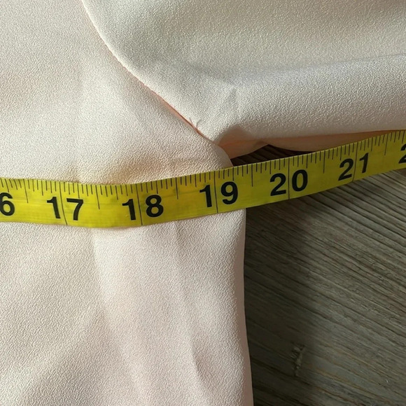 Bar III Women Bell Sleeved Shift Dress Ballet Pink Size L Lined Cocktail Flowy - Picture 8 of 13